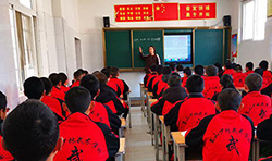 少林文武学校文武兼修，全面发展